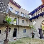 Appartement Lounge & Pool Stresa