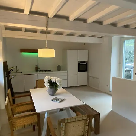 Lounge & Pool Apartmán