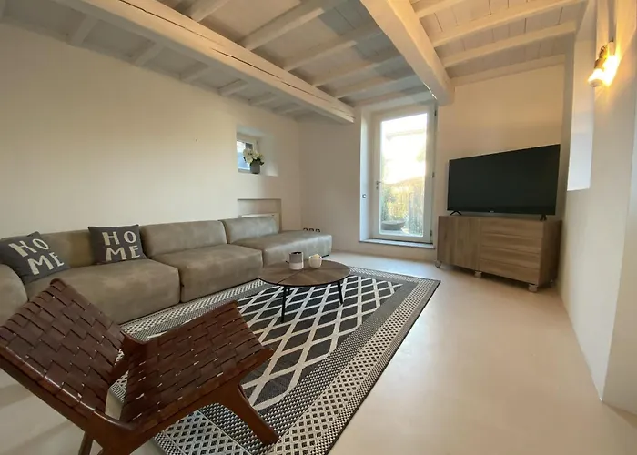 Lounge & Pool Apartmán Stresa