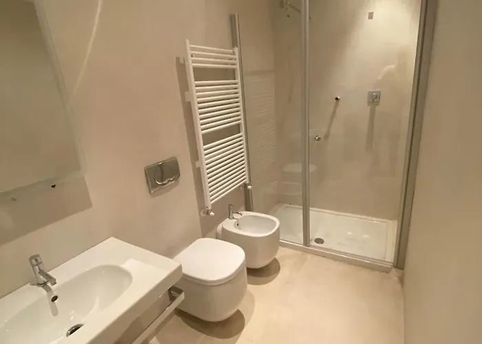 Lounge & Pool * Stresa