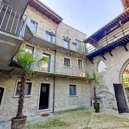 Apartment Lounge & Pool Stresa